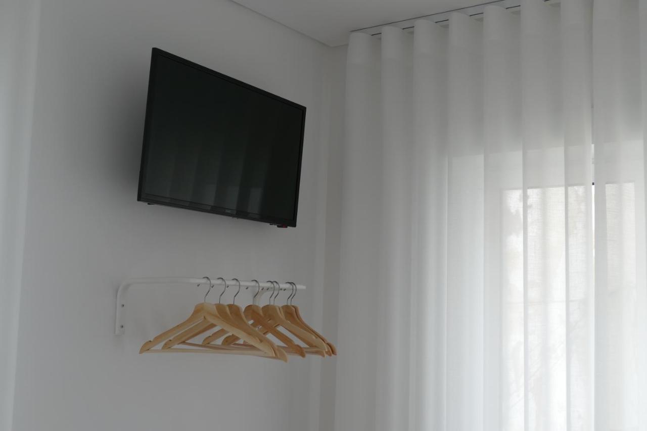 Guest House Eca - Centro Historico Лейрия Екстериор снимка
